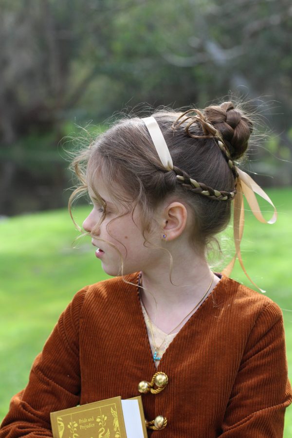 Regency hairstyle for Elizabeth Bennet Bookweek Costume | Megan Nielsen Patterns Blog