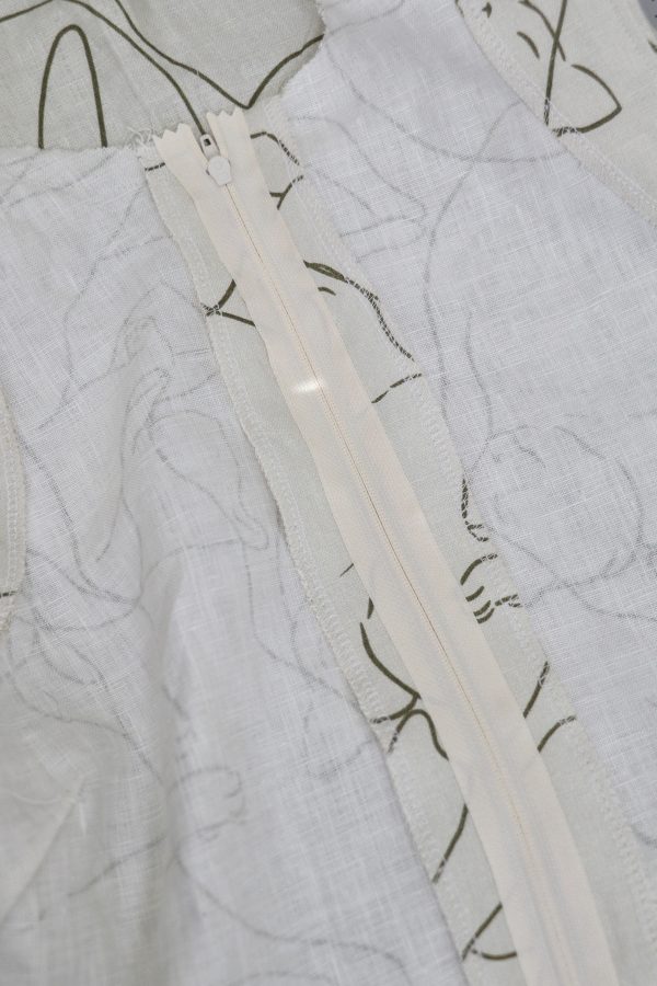 how to hack a zipper front on the Durban jumpsuit by Megan Nielsen Patterns