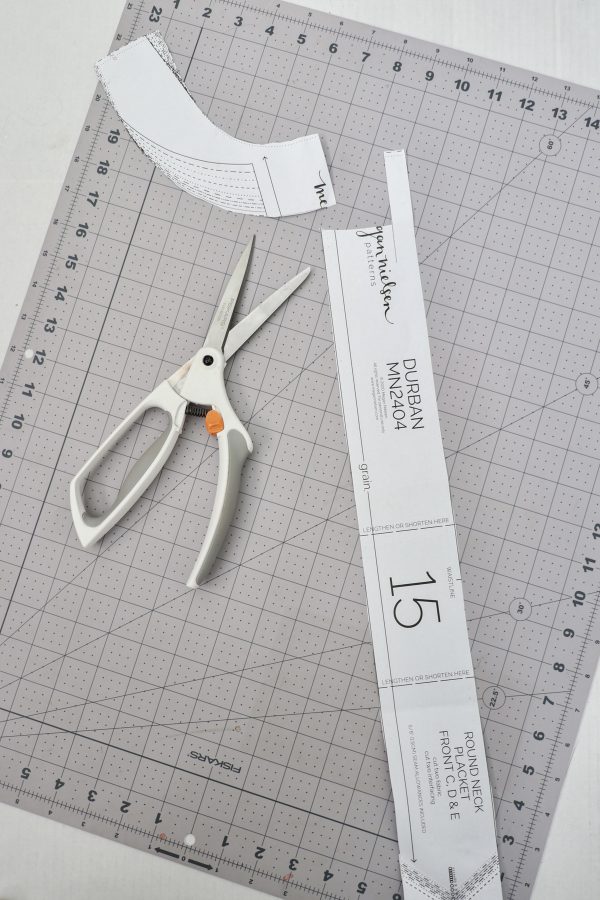 how to hack a zipper front on the Durban jumpsuit by Megan Nielsen Patterns