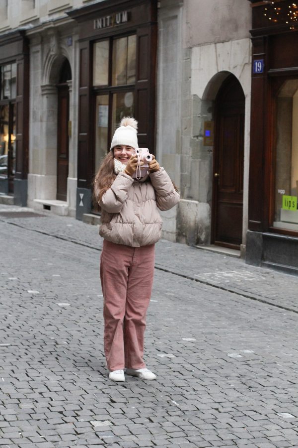 Bunny sight seeing in Geneva | Megan Nielsen Patterns BLog
