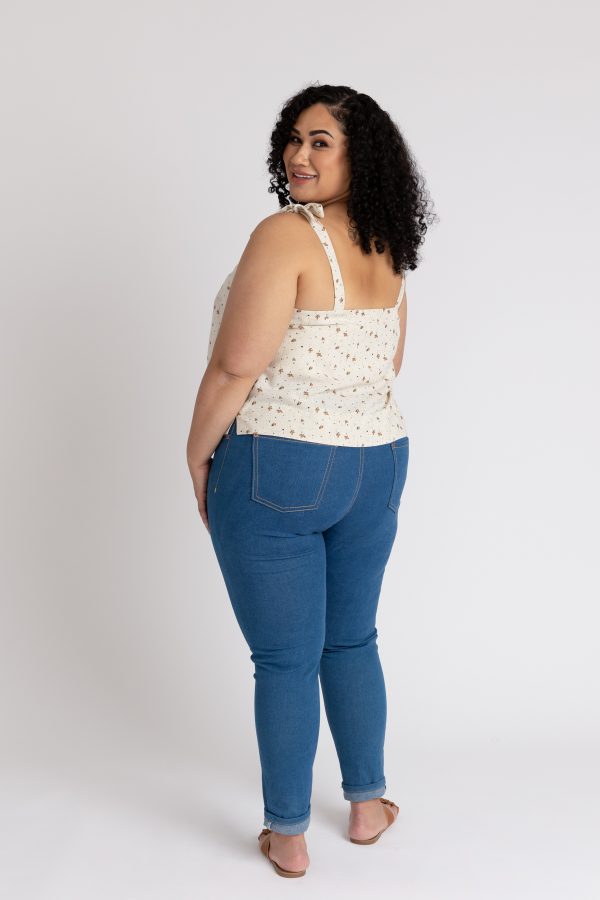 Marri Curve View A camisole back