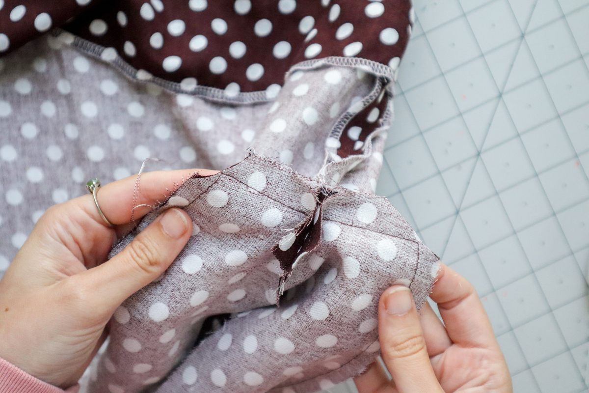 how to sew the cami hem facing on the Marri sewing pattern by Megan Nielsen Patterns