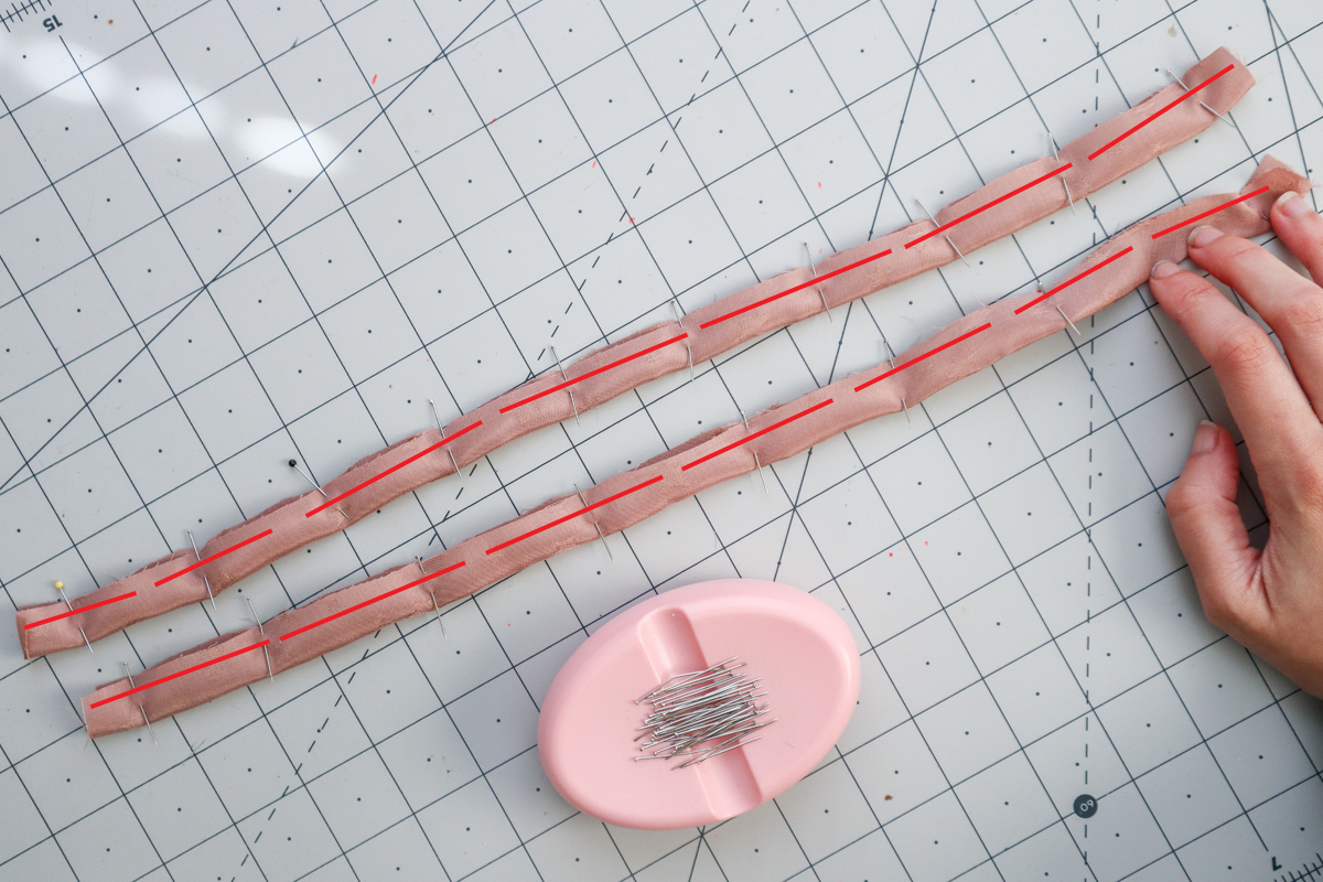 how to sew the straps and facing of view C of the Marri sewing pattern by Megan Nielsen Patterns