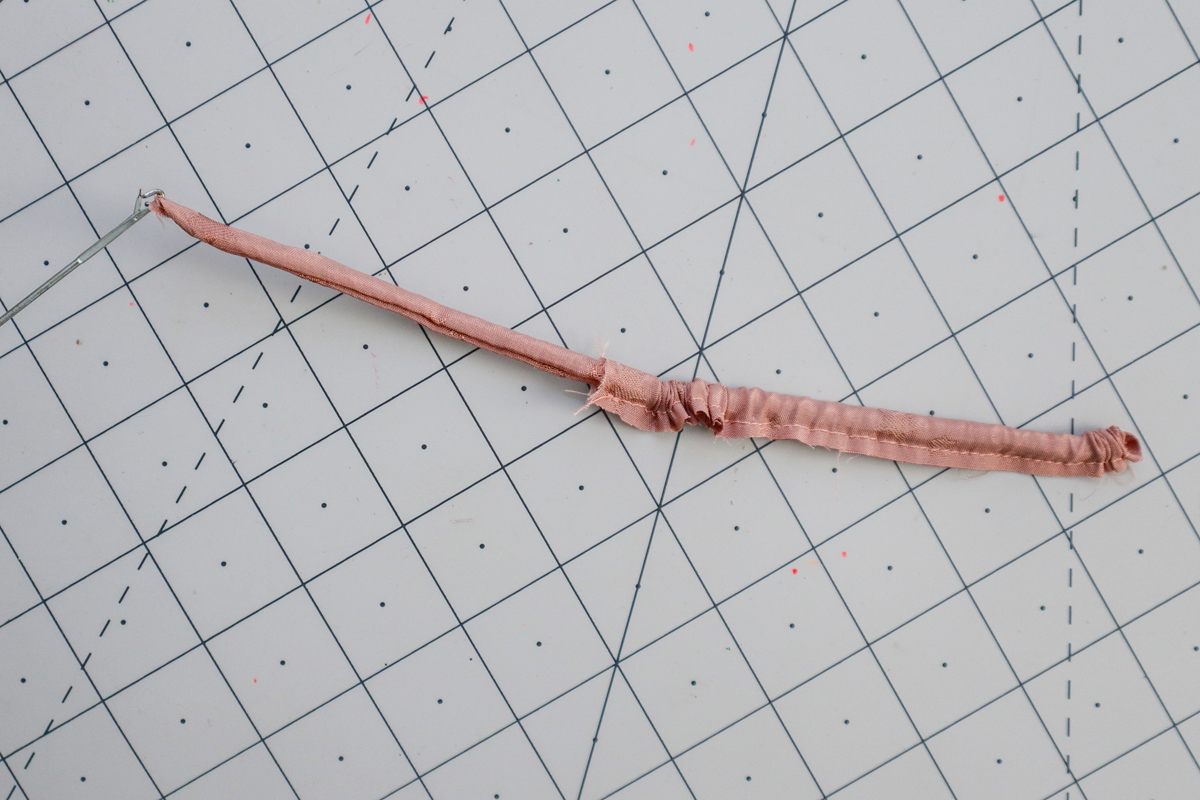 how to sew the straps and facing of view C of the Marri sewing pattern by Megan Nielsen Patterns