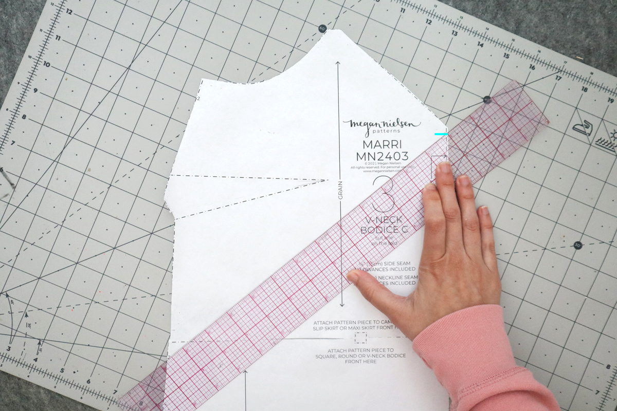how to hack a colorblocked version of the Marri slip dress by Megan Nielsen Patterns