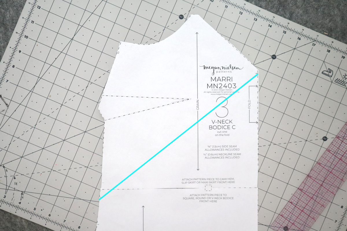 how to hack a colorblocked version of the Marri slip dress by Megan Nielsen Patterns