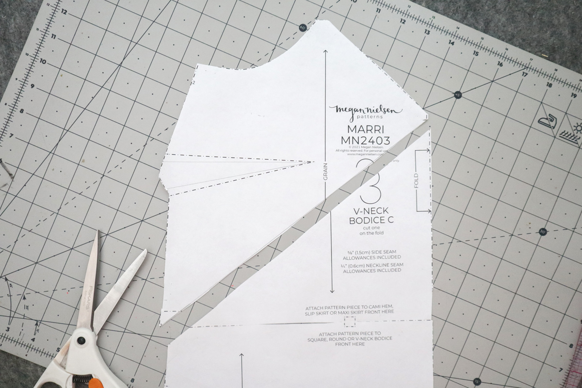how to hack a colorblocked version of the Marri slip dress by Megan Nielsen Patterns