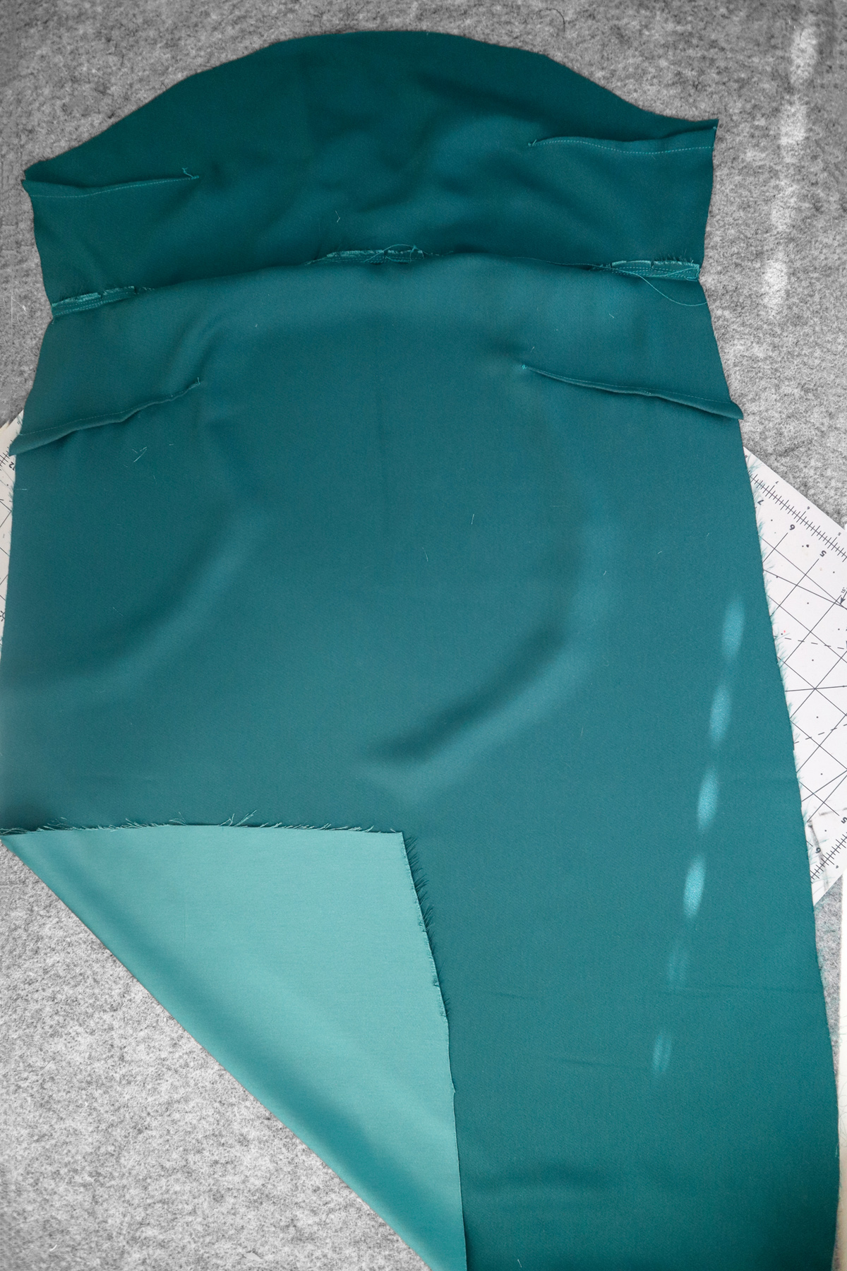 how to sew french seams on the Marri sewing pattern by Megan Nielsen Patterns