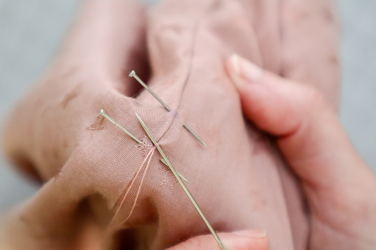 how to make a belt and thread loops for the Marri sewing pattern by Megan Nielsen Patterns