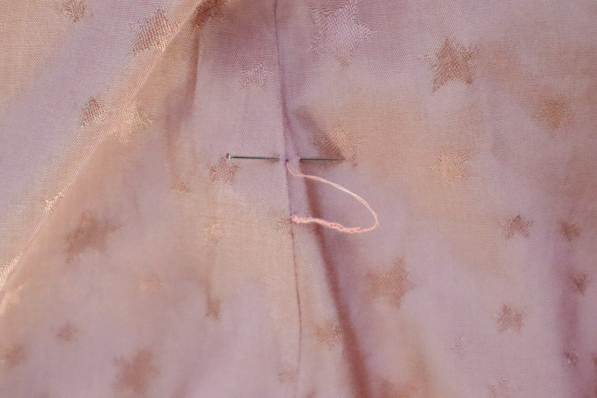 how to make a belt and thread loops for the Marri sewing pattern by Megan Nielsen Patterns