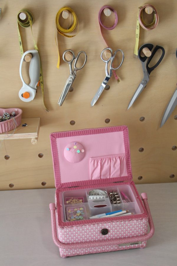 The Ultimate Beginner Sewing Kit | Megan Nielsen Patterns